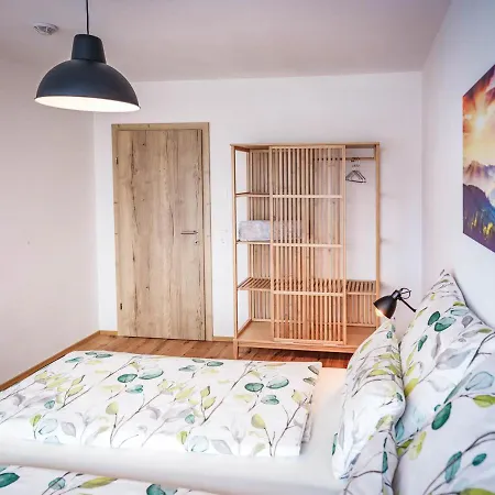 Frauensee Apartman *